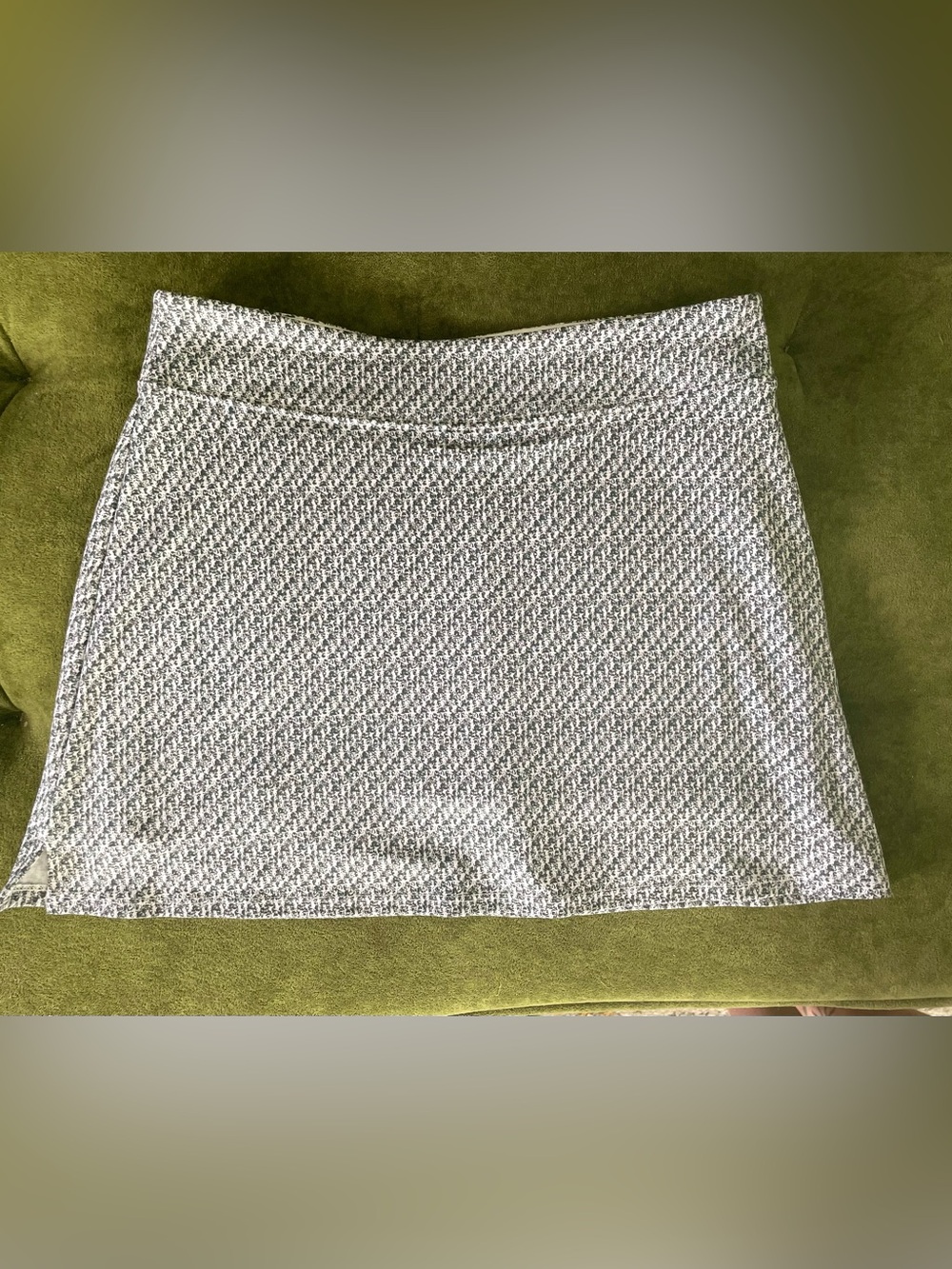 lola Green & White Skirt Skort Size Small